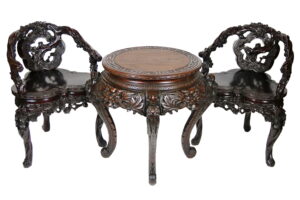 229. Комплект антикварной мебели «Драконы и цветущая слива»